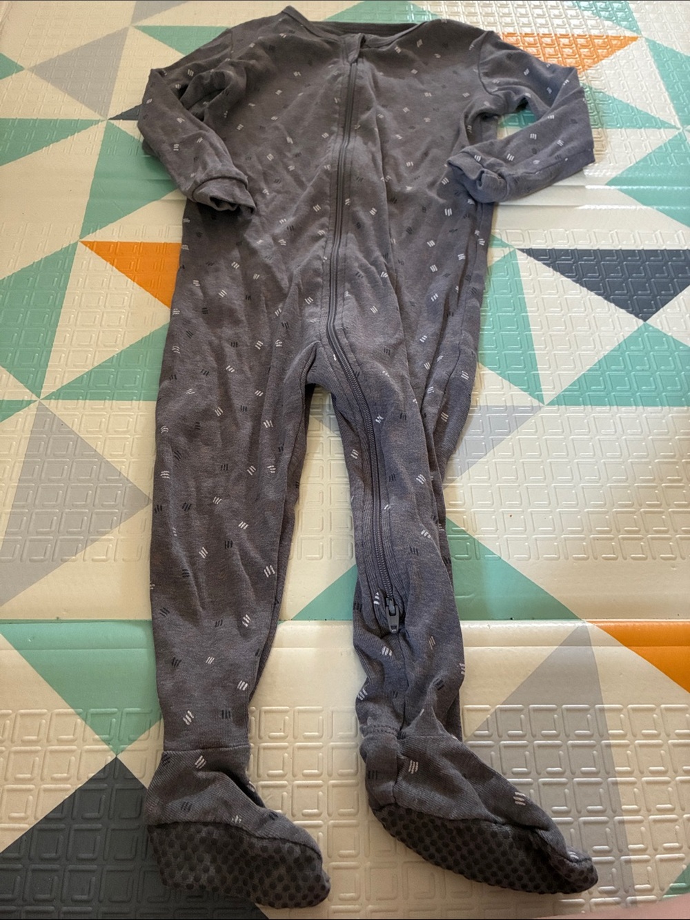 20/25$ 🧸 Kids Gray Footed One-Piece Pajamas - Cozy Zip Front
